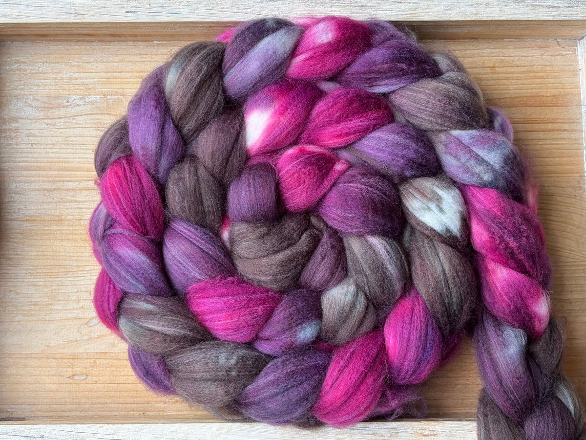 80% Superwash Merino Wool/ 10% Nylon/ 10% Cashmere - 18.5 Micron - One of a Kind Batch - 100 grams of Spinning Fibre - Hand Dyed Combed Top