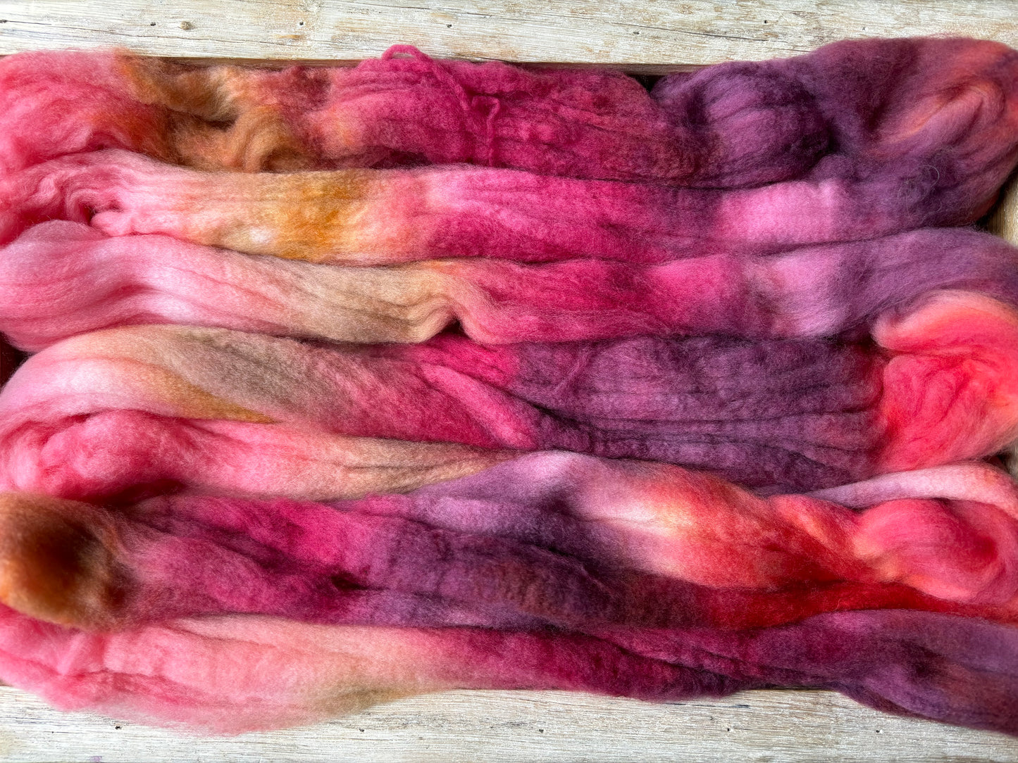 Peony Party - 100 grams of Spinning Fibre