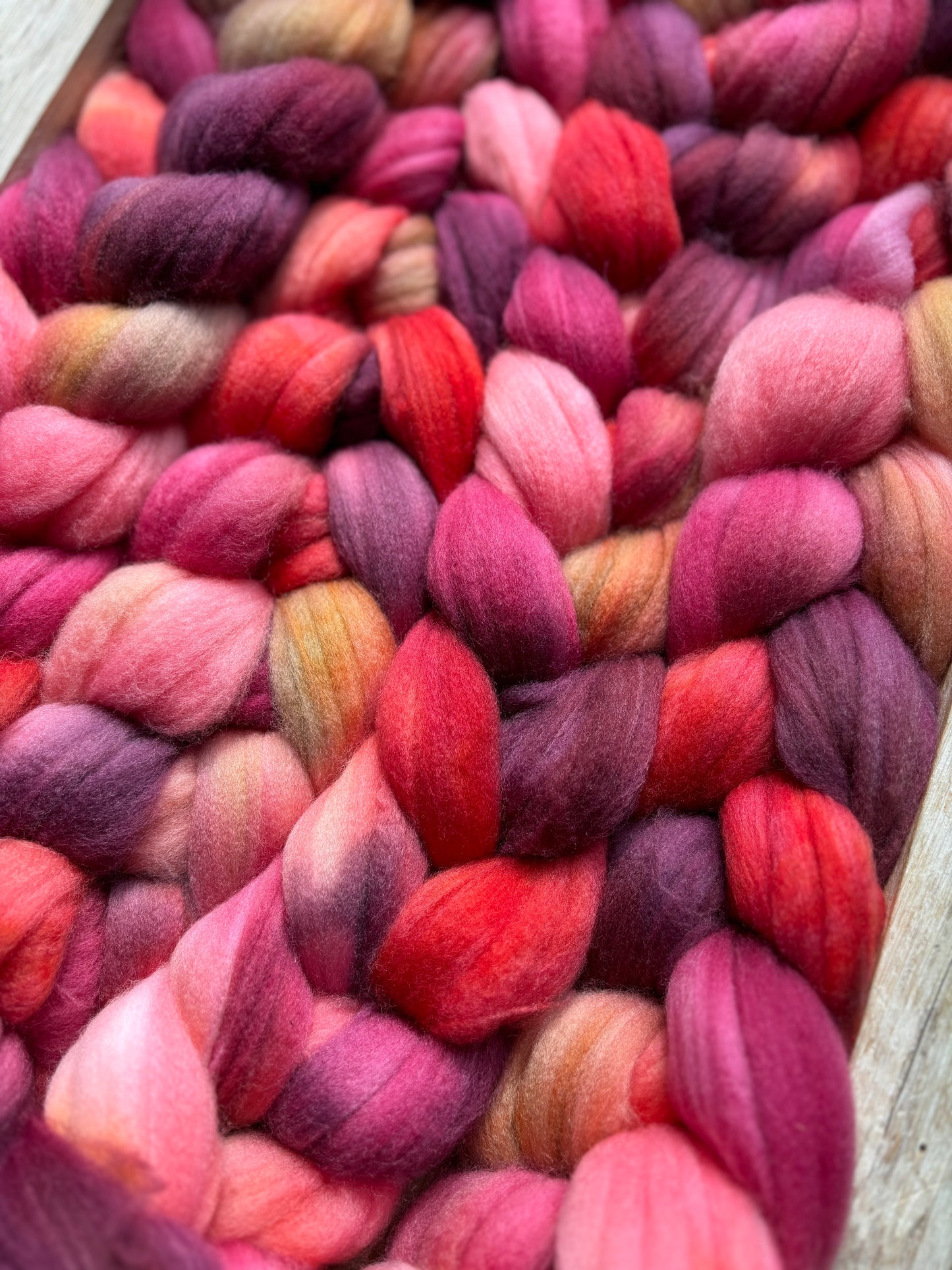 Peony Party - 100 grams of Spinning Fibre