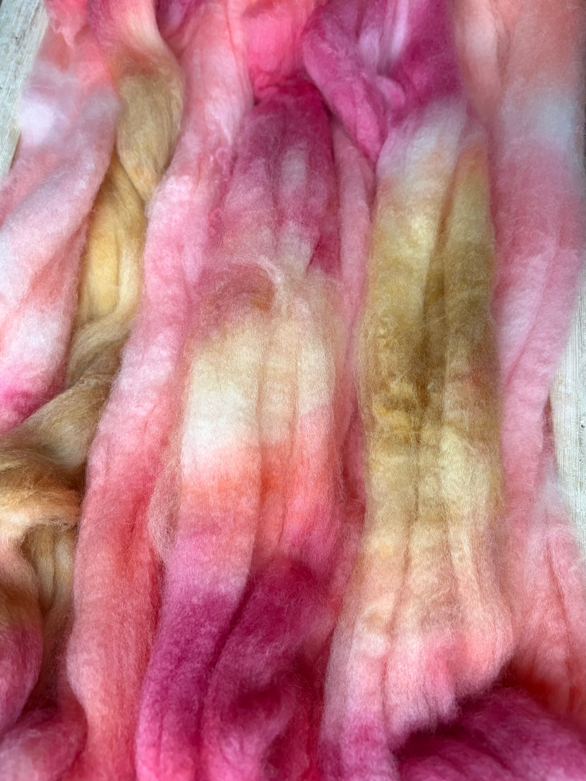 80% Superwash Merino Wool/ 10% Nylon/ 10% Cashmere - 18.5 Micron - One of a Kind Batch - 100 grams of Spinning Fibre - Hand Dyed Combed Top