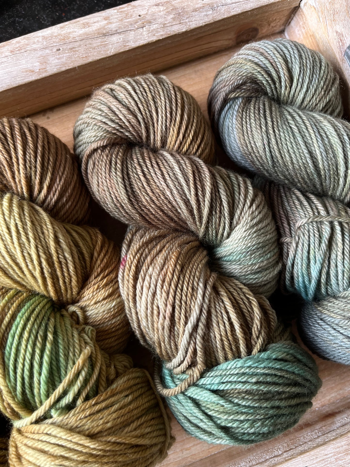 5 Skein Yarn Fade on Classic Worsted Base