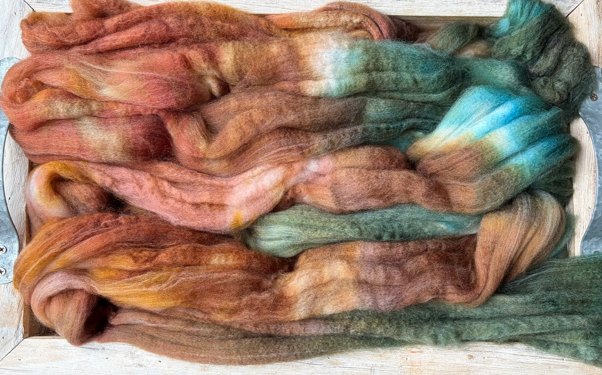 80% Superwash Merino Wool/ 10% Nylon/ 10% Cashmere - 18.5 Micron - One of a Kind Batch - 100 grams of Spinning Fibre - Hand Dyed Combed Top