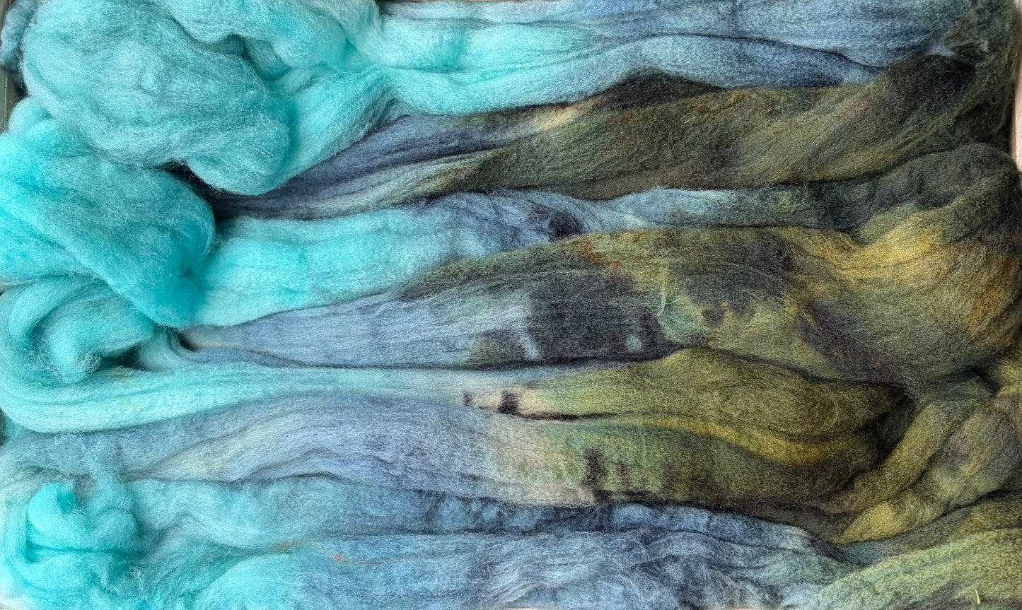 100% Superwash Merino Wool - 22 Micron - One of a Kind Batch - 100 grams of Spinning Fibre - Hand Dyed Combed Top