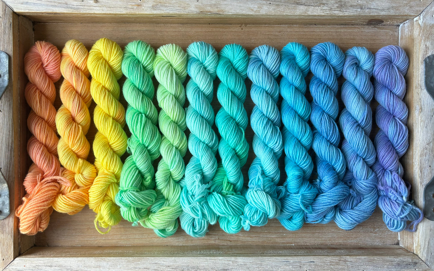 24 écheveaux Mini Yarn Fade - Base de chaussette Squishy