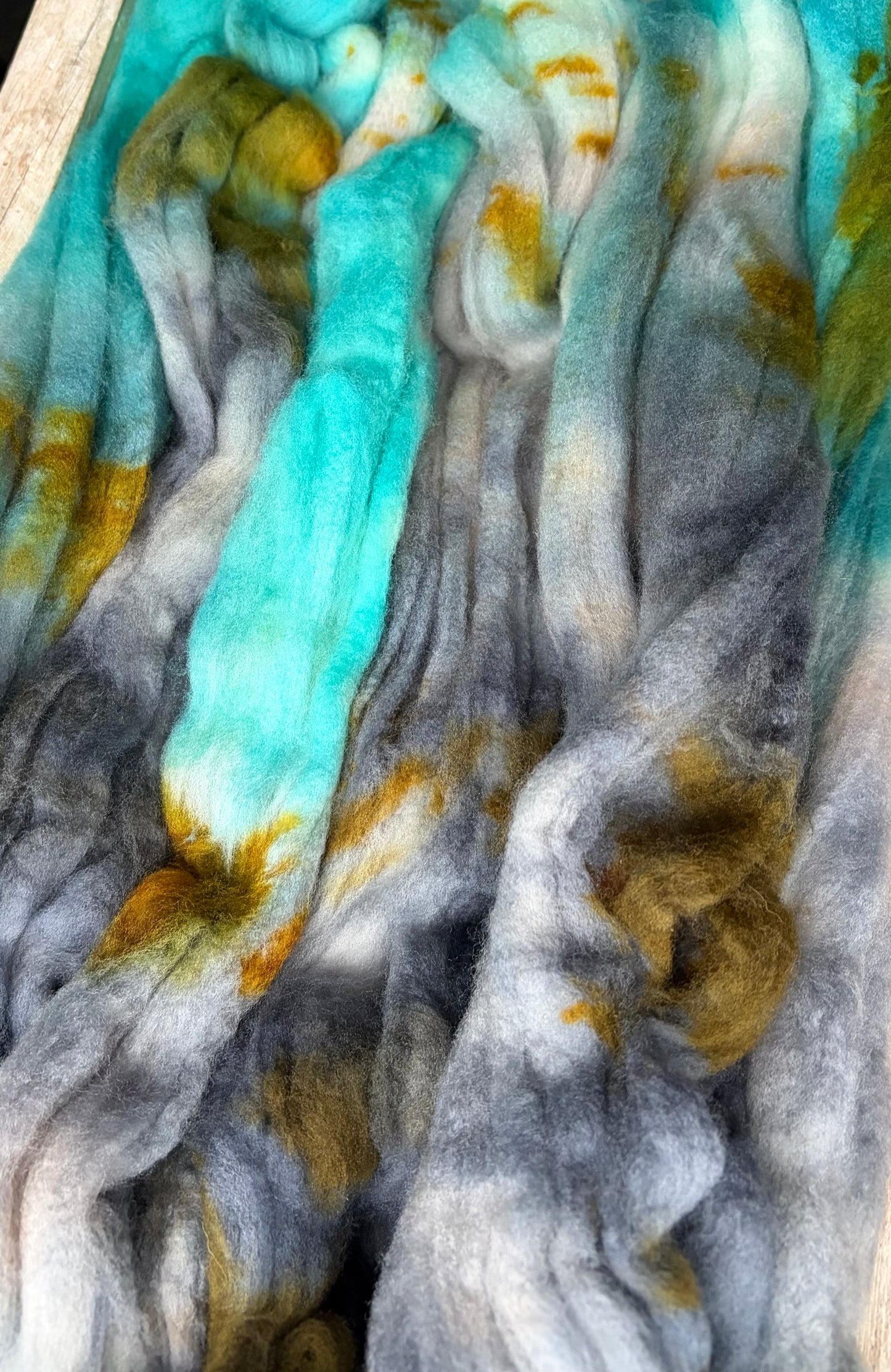 100% Superwash Merino Wool - 22 Micron - One of a Kind Batch - 100 grams of Spinning Fibre - Hand Dyed Combed Top